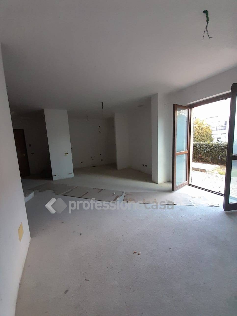 Appartamento in vendita a Monte Urano, 5 locali, zona Località: Centro, prezzo € 150.000 | PortaleAgenzieImmobiliari.it
