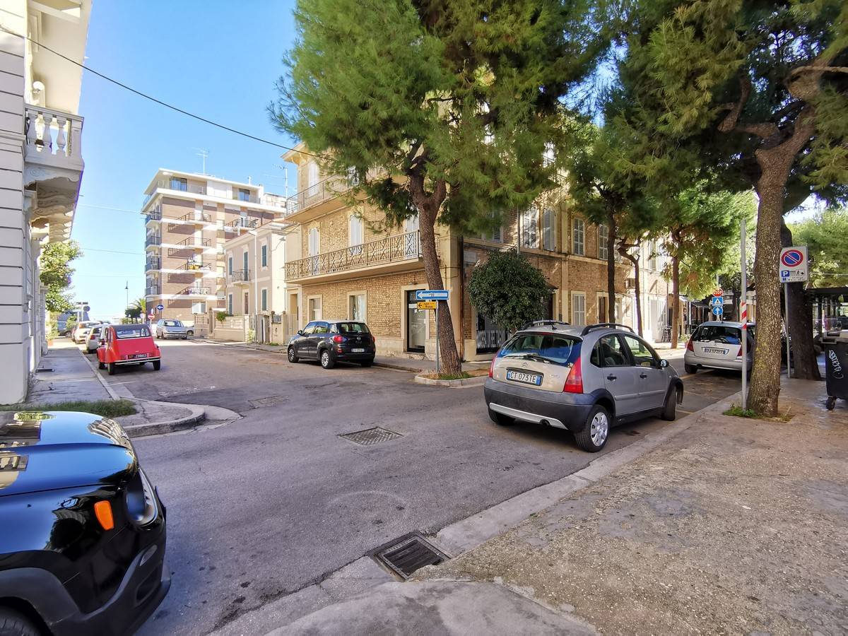 Appartamento in vendita a Porto San Giorgio, 5 locali, zona Località: Mare, prezzo € 350.000 | PortaleAgenzieImmobiliari.it