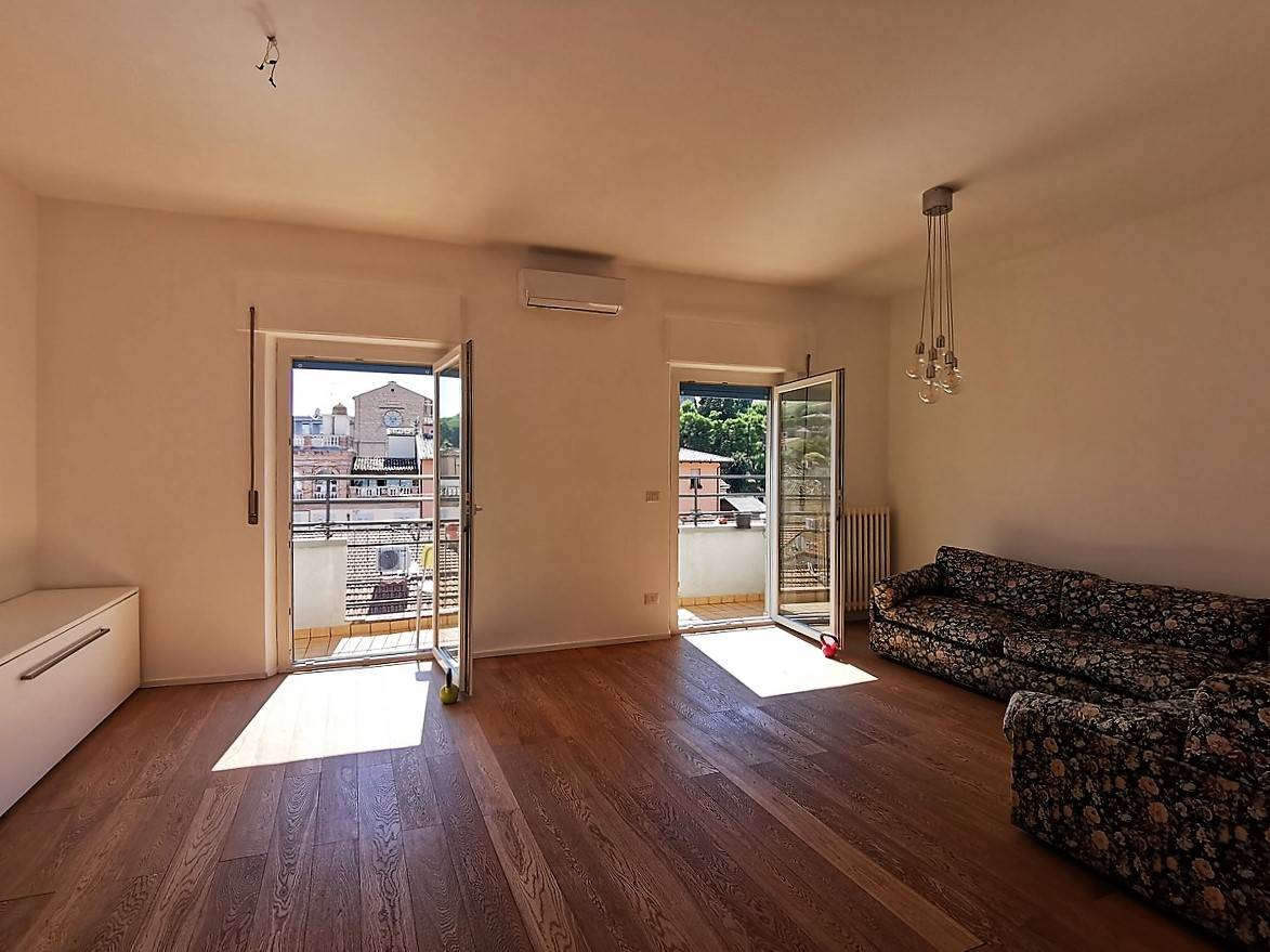 Appartamento in vendita a Porto San Giorgio, 4 locali, zona Località: Mare, prezzo € 199.000 | PortaleAgenzieImmobiliari.it