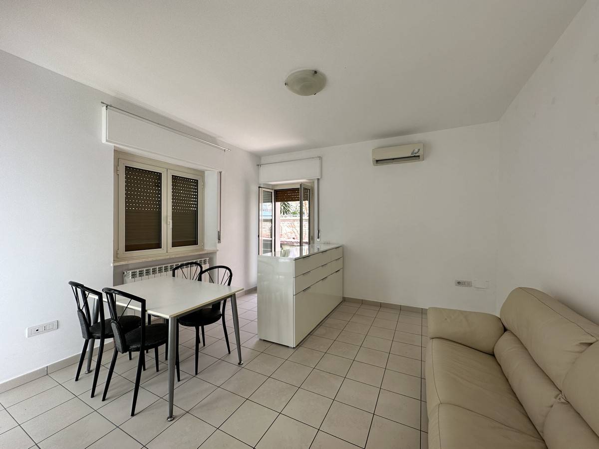 Appartamento in vendita a Porto San Giorgio, 4 locali, prezzo € 157.000 | PortaleAgenzieImmobiliari.it