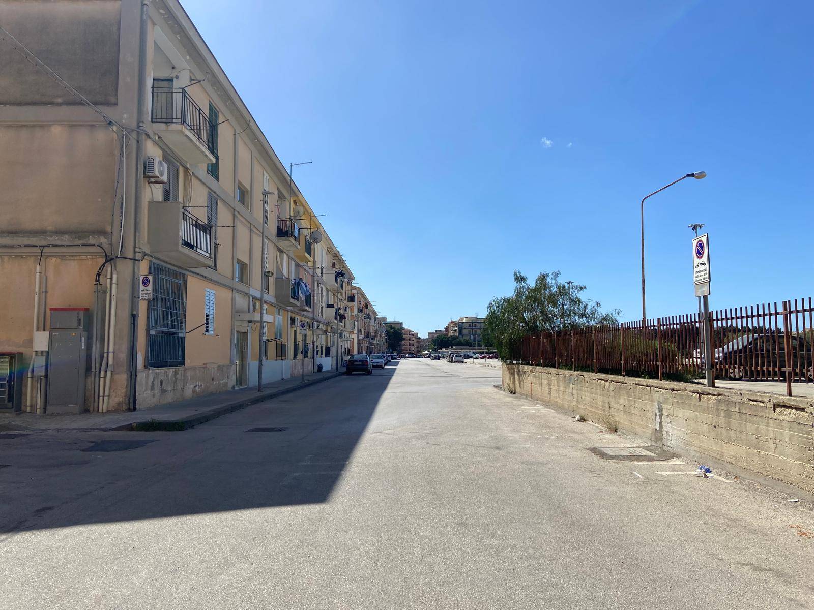 Appartamento in vendita a Siracusa, 3 locali, zona Località: BoscoMinniti, prezzo € 68.000 | PortaleAgenzieImmobiliari.it