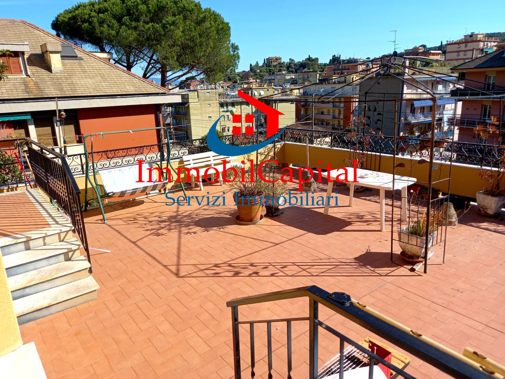 Appartamento in vendita a Santa Margherita Ligure, 5 locali, prezzo € 390.000 | PortaleAgenzieImmobiliari.it