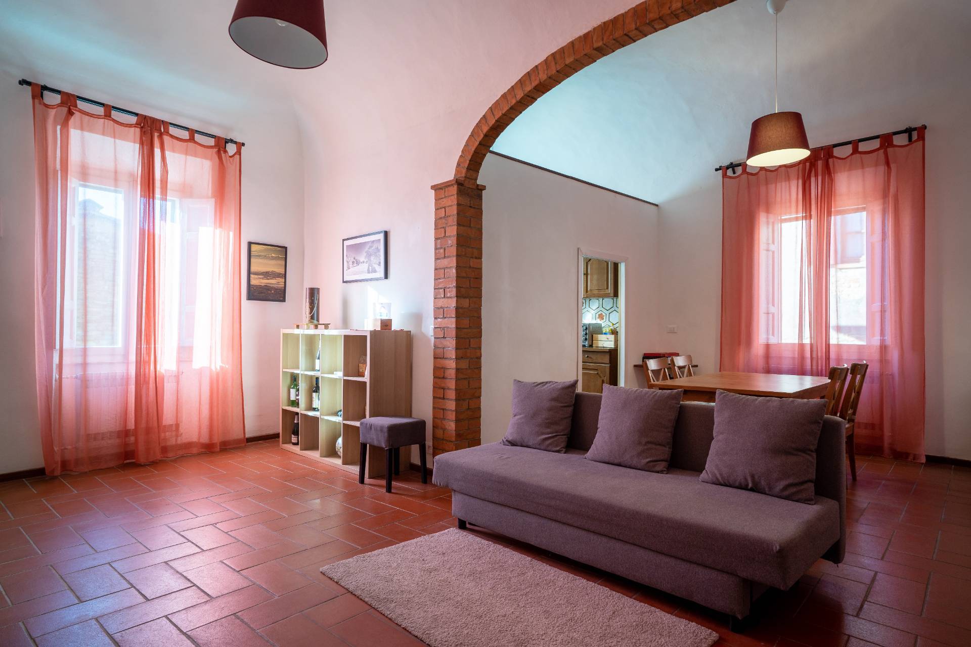 Appartamento in vendita a Volterra, 9 locali, prezzo € 200.000 | PortaleAgenzieImmobiliari.it