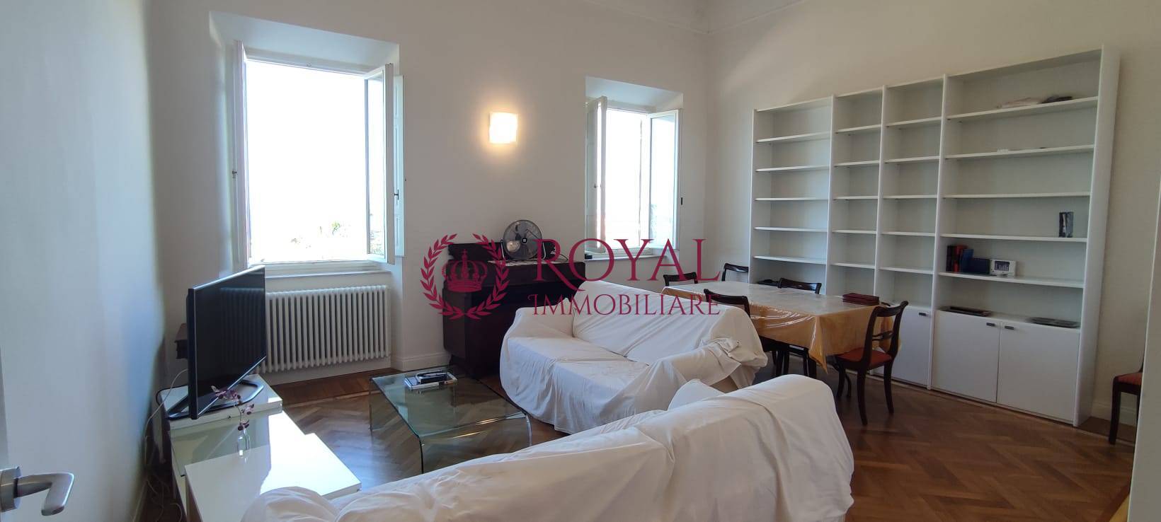 Appartamento in affitto a Livorno, 3 locali, zona omare, prezzo € 1.400 | PortaleAgenzieImmobiliari.it