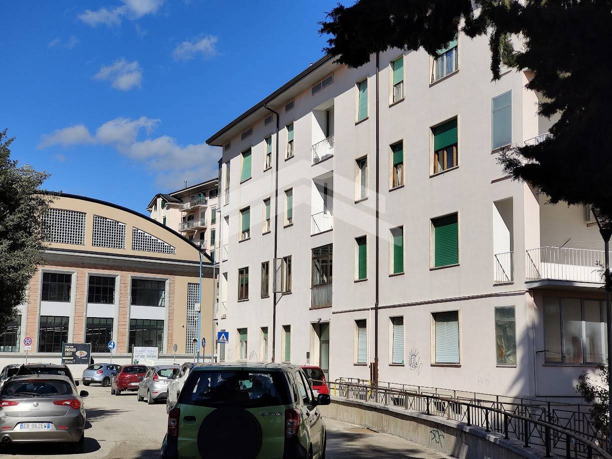 Appartamento in vendita a Campobasso, 5 locali, zona ro, prezzo € 103.000 | PortaleAgenzieImmobiliari.it