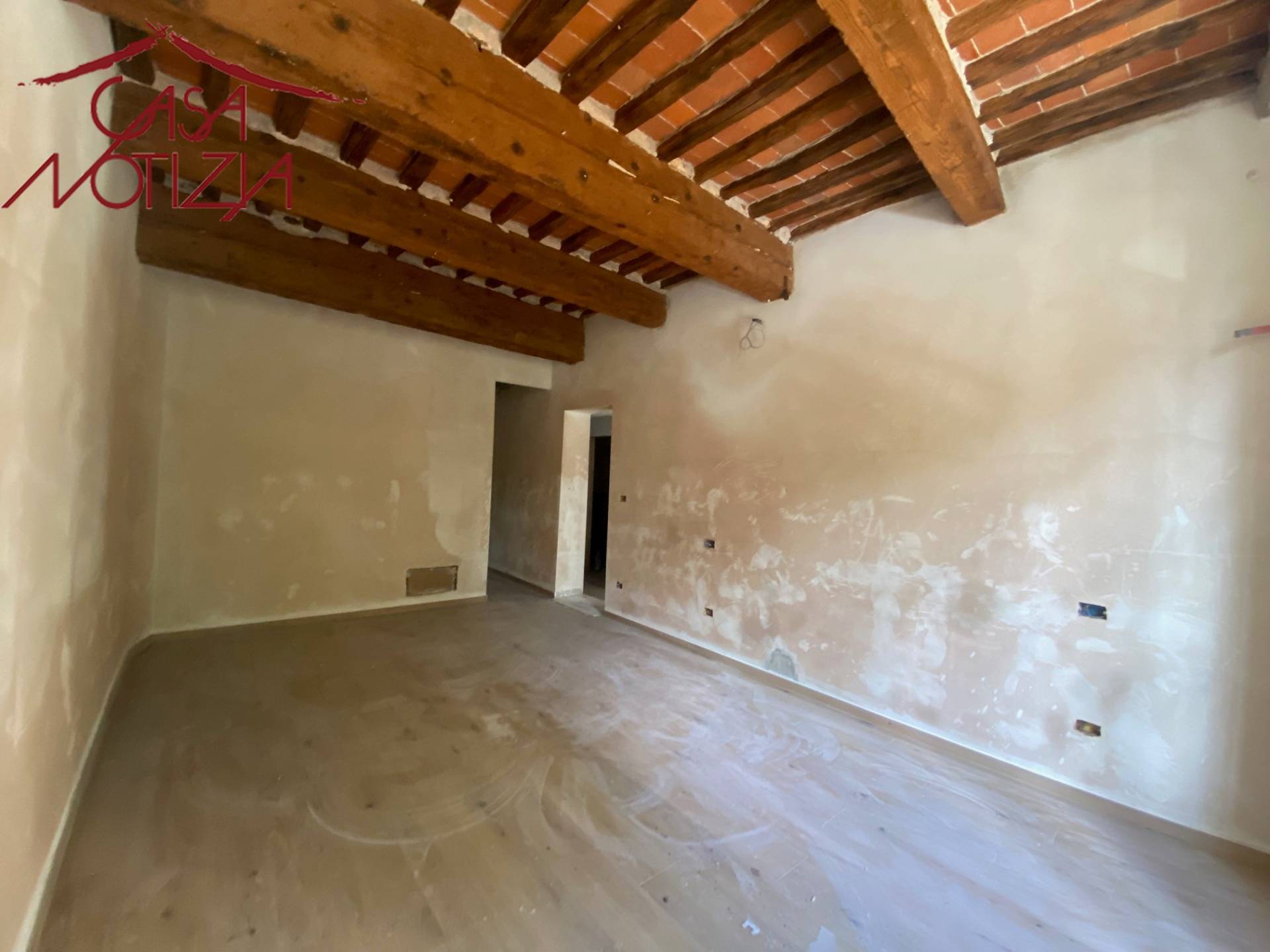 Appartamento in vendita a Lucca, 3 locali, zona Località: Centrostorico, prezzo € 400.000 | PortaleAgenzieImmobiliari.it