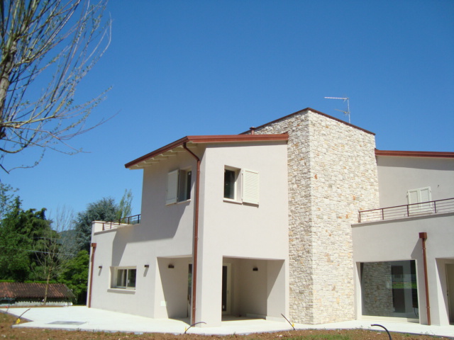 Villa in vendita a Cellatica, 5 locali, zona Zona: Fantasina, Trattative riservate | CambioCasa.it