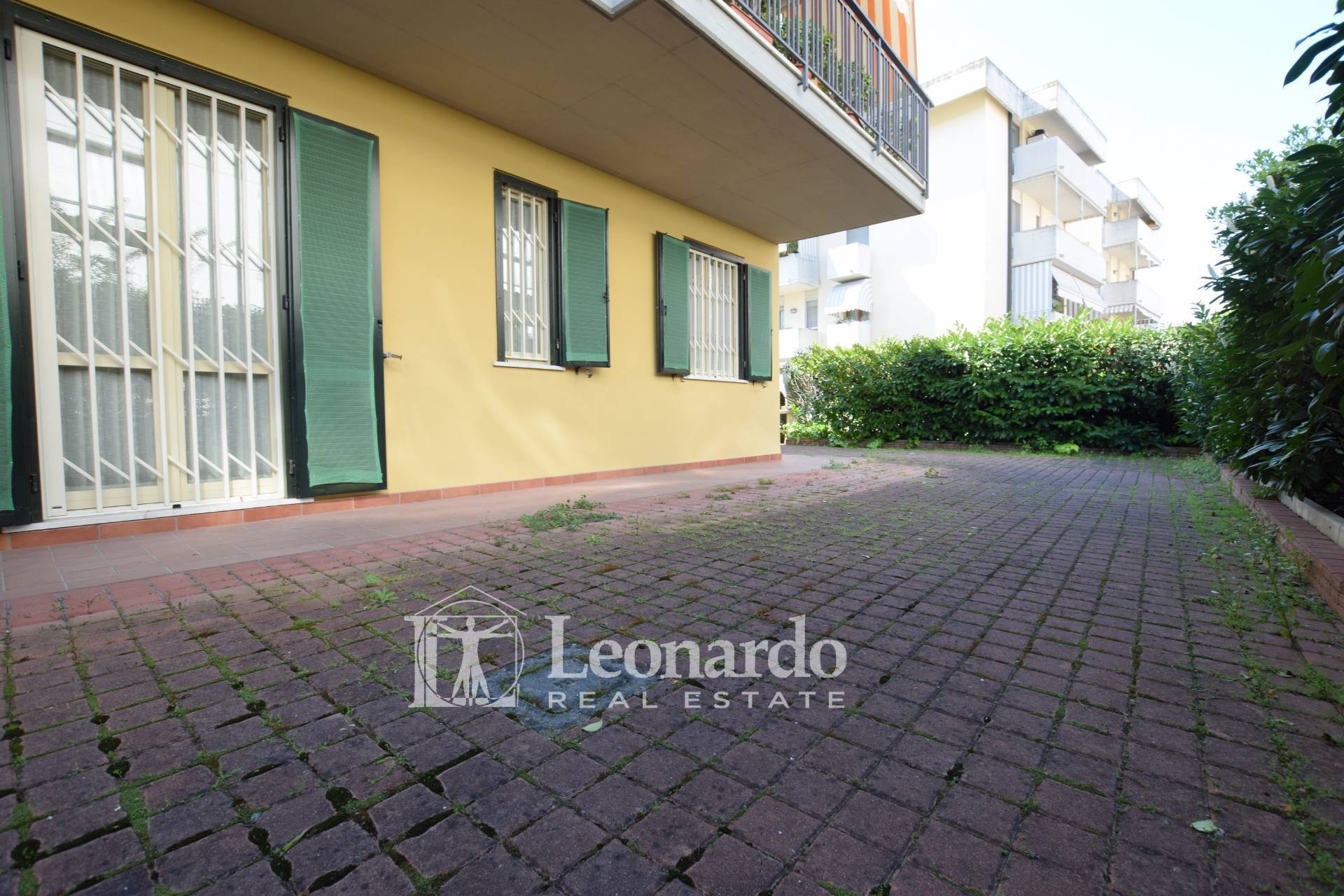 Appartamento in vendita a Viareggio, 5 locali, zona Località: Terminetto, prezzo € 288.000 | PortaleAgenzieImmobiliari.it