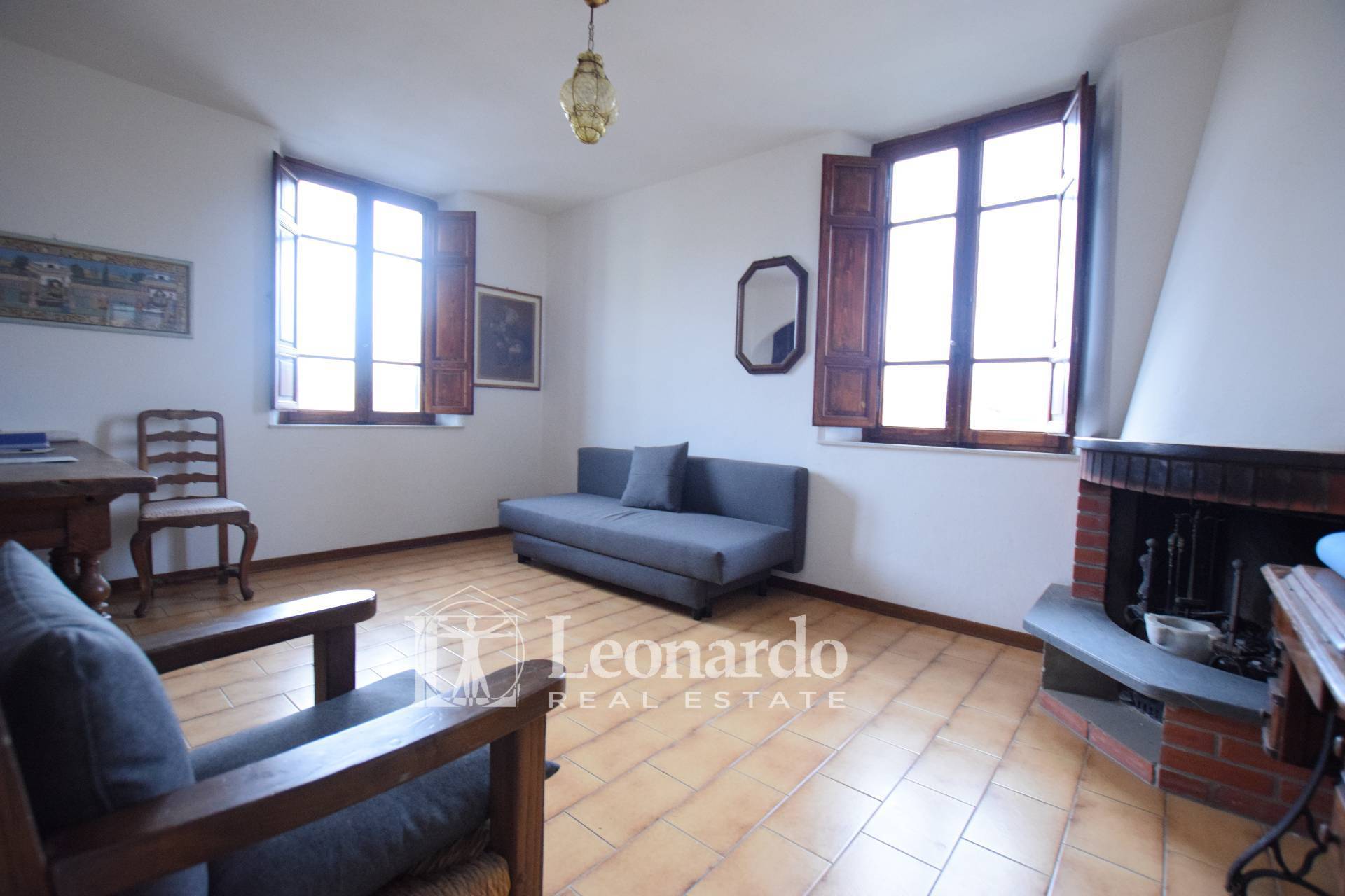 Appartamento in vendita a Viareggio, 5 locali, zona Località: Centro, prezzo € 330.000 | PortaleAgenzieImmobiliari.it