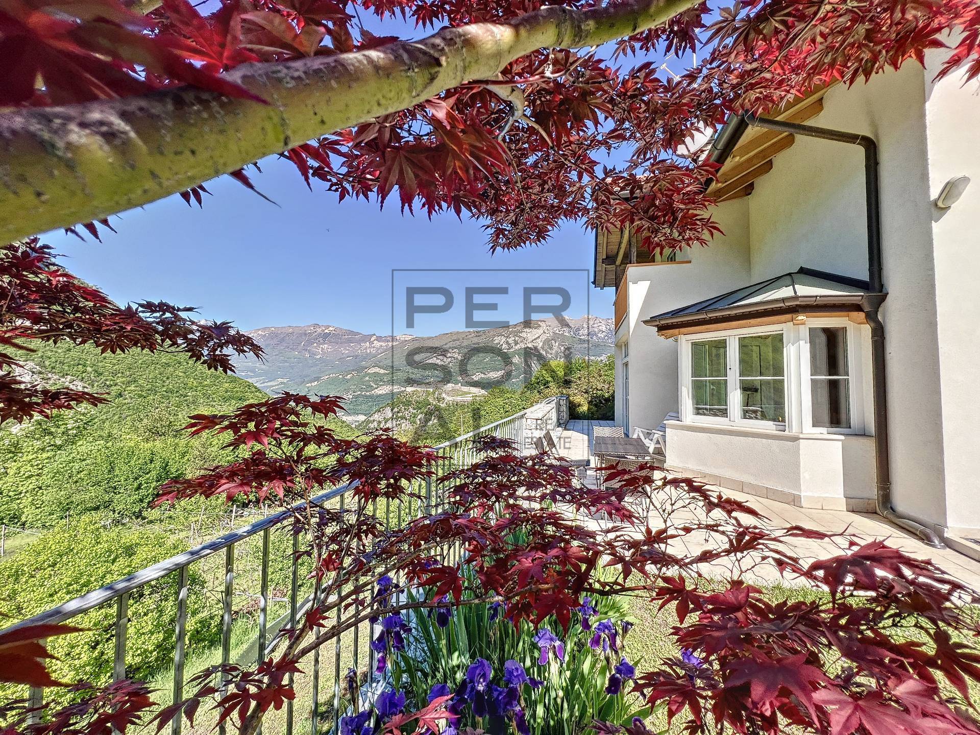 Villa in vendita a Besenello, 6 locali, zona Zona: Compet, Trattative riservate | CambioCasa.it