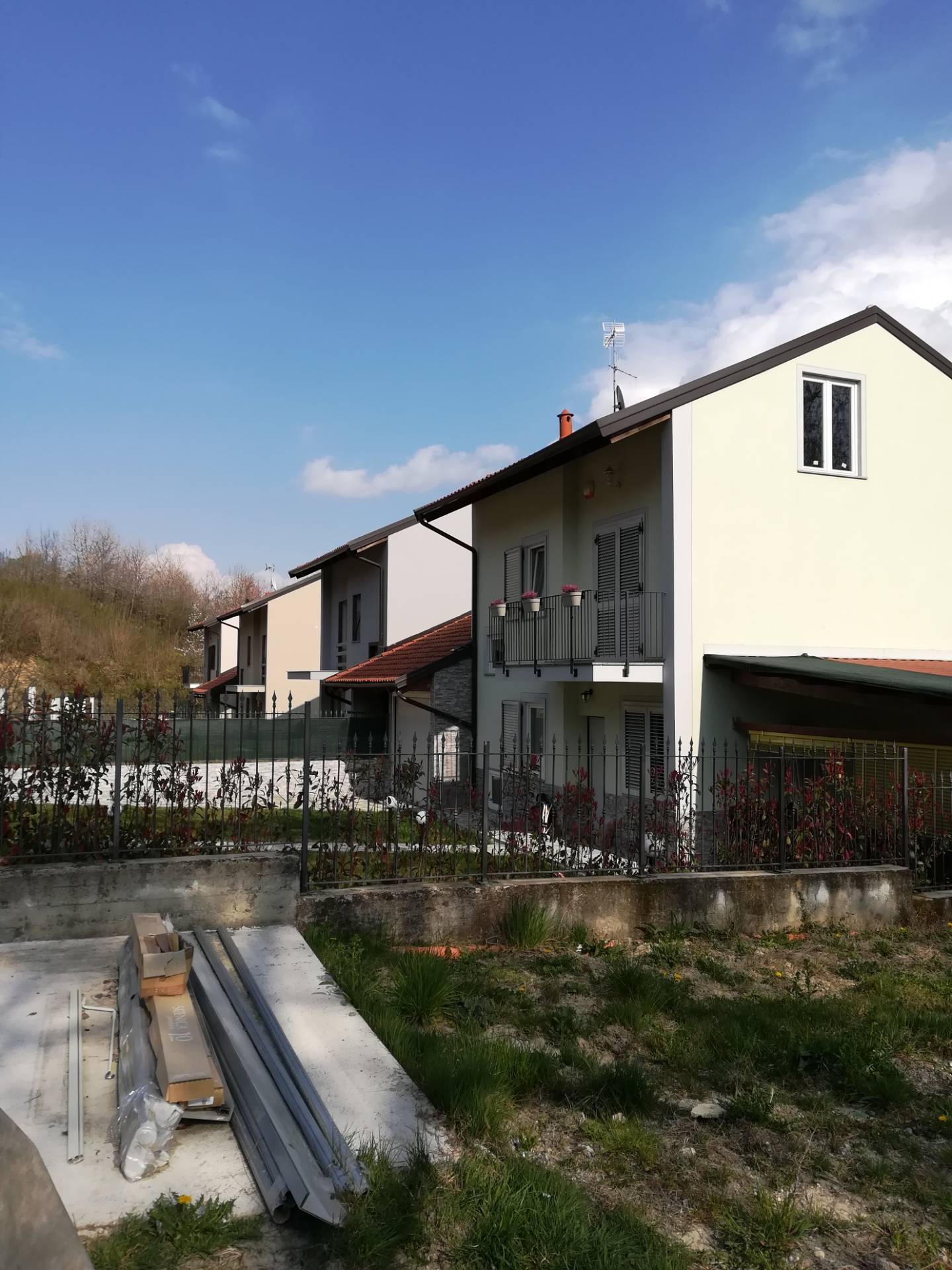Villa in vendita a Castagneto Po, 10 locali, zona Località: CastagnetoPo, prezzo € 83.000 | PortaleAgenzieImmobiliari.it