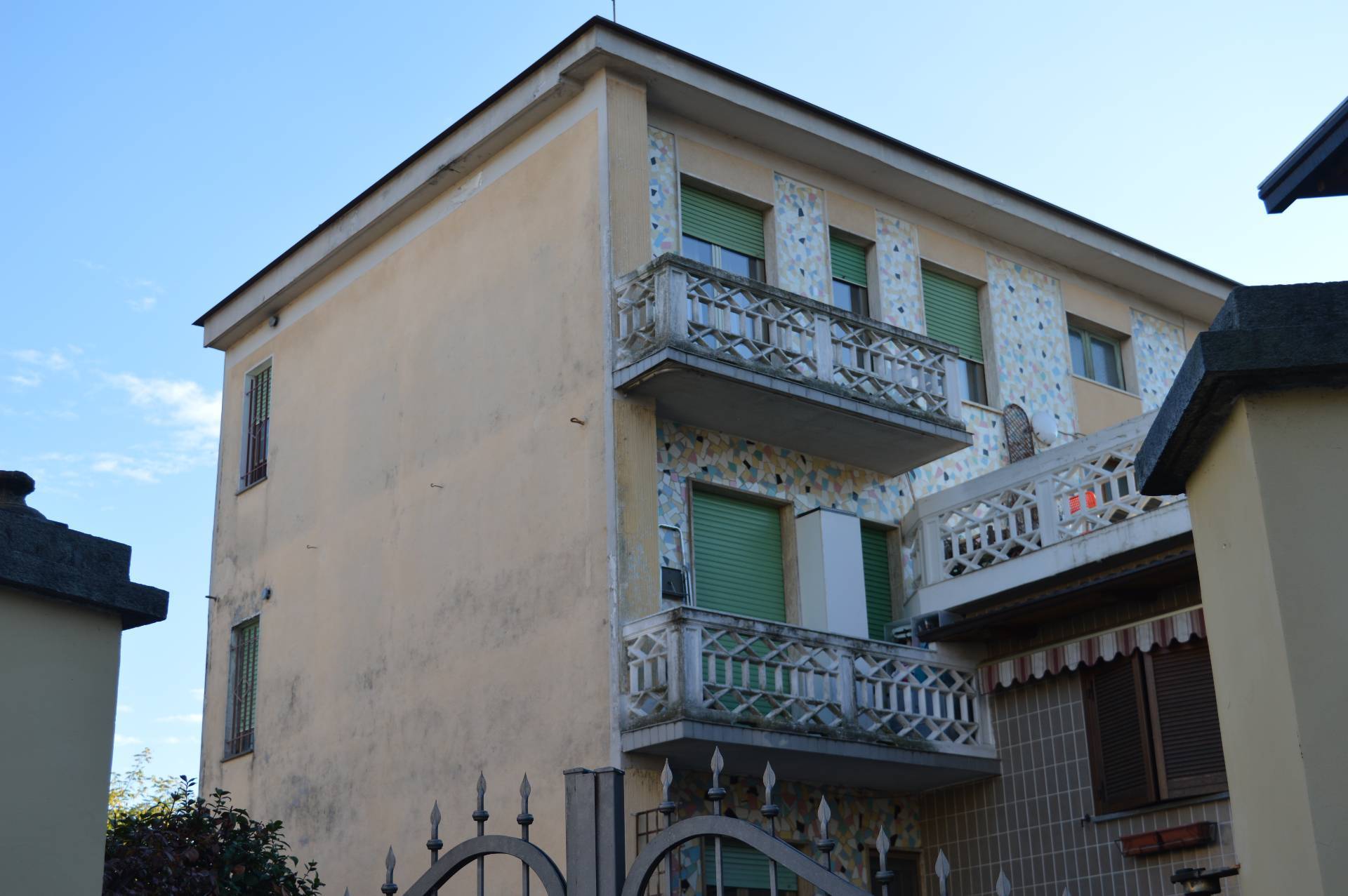 Appartamento in vendita a Venaria Reale, 3 locali, zona Località: Altessano, prezzo € 107.000 | PortaleAgenzieImmobiliari.it