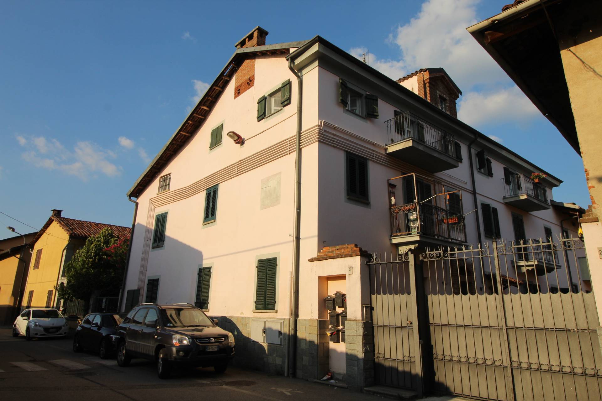 Appartamento in vendita a Riva Presso Chieri, 4 locali, prezzo € 116.000 | CambioCasa.it