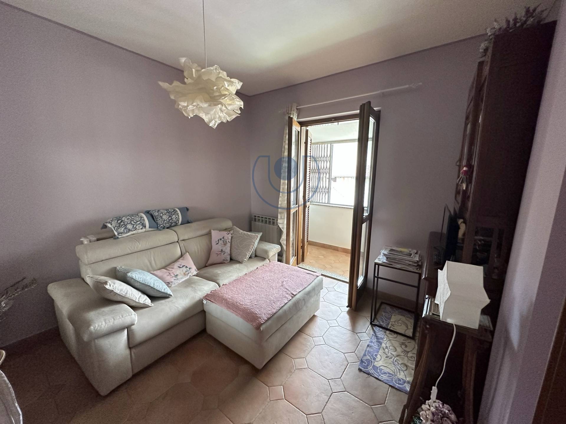 Appartamento in vendita a Giaveno, 3 locali, zona Località: Centro, prezzo € 125.000 | PortaleAgenzieImmobiliari.it
