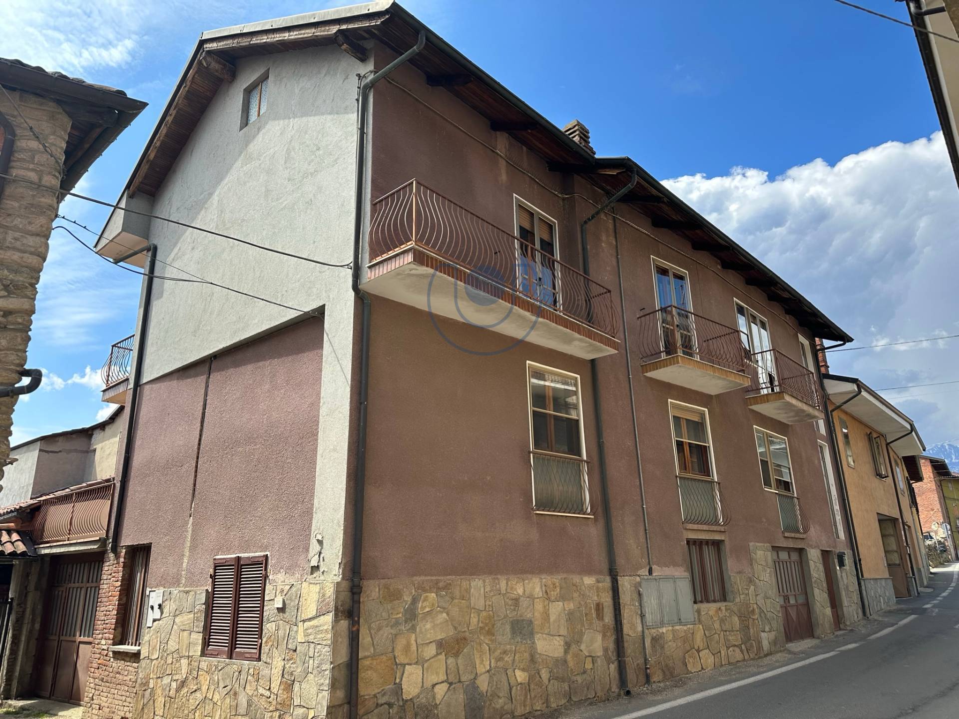 Appartamento in vendita a Giaveno, 4 locali, zona Località: B.taBuffa, prezzo € 55.000 | PortaleAgenzieImmobiliari.it