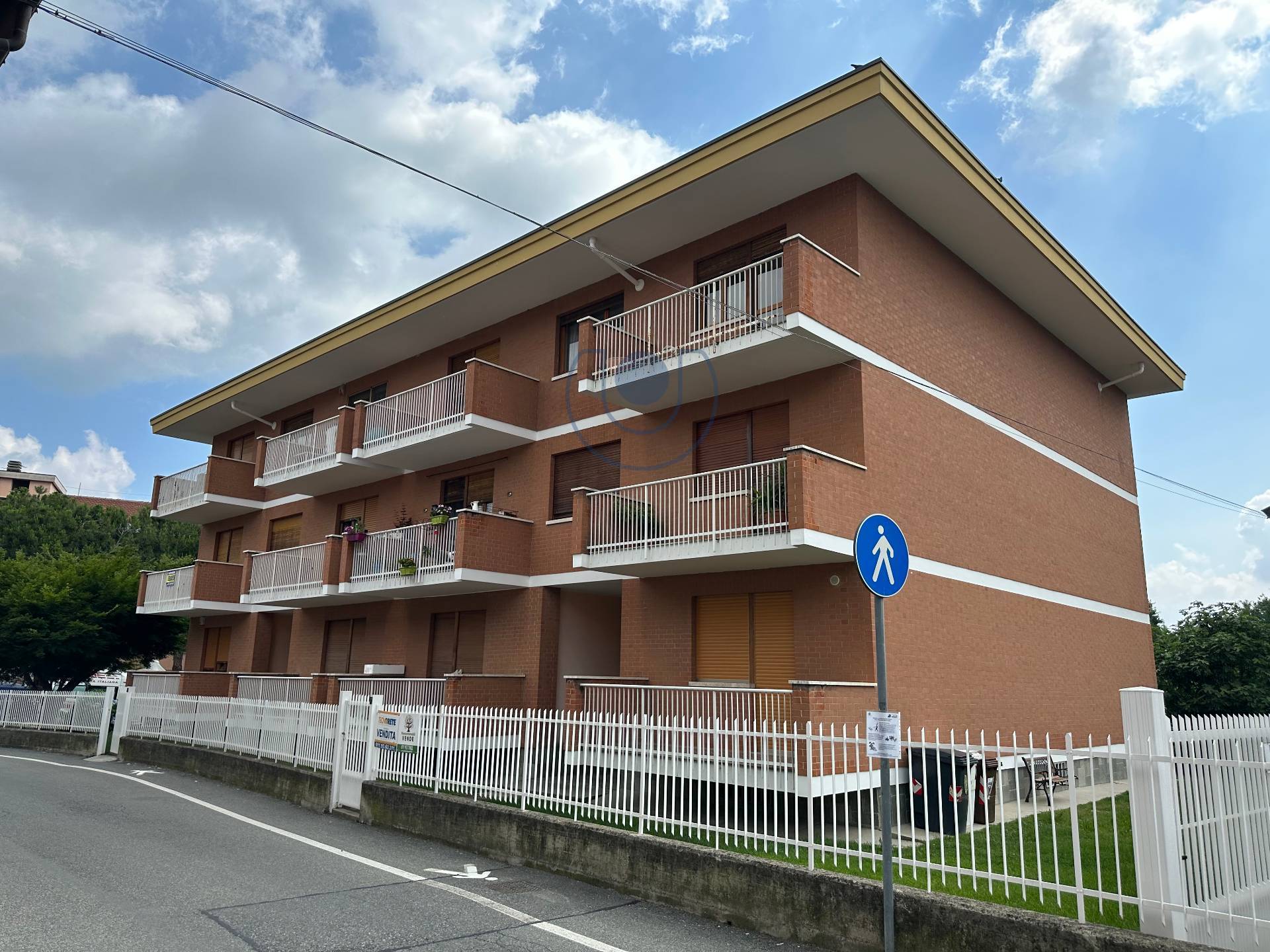 Appartamento in vendita a Giaveno, 4 locali, zona Località: Centro, prezzo € 109.000 | PortaleAgenzieImmobiliari.it