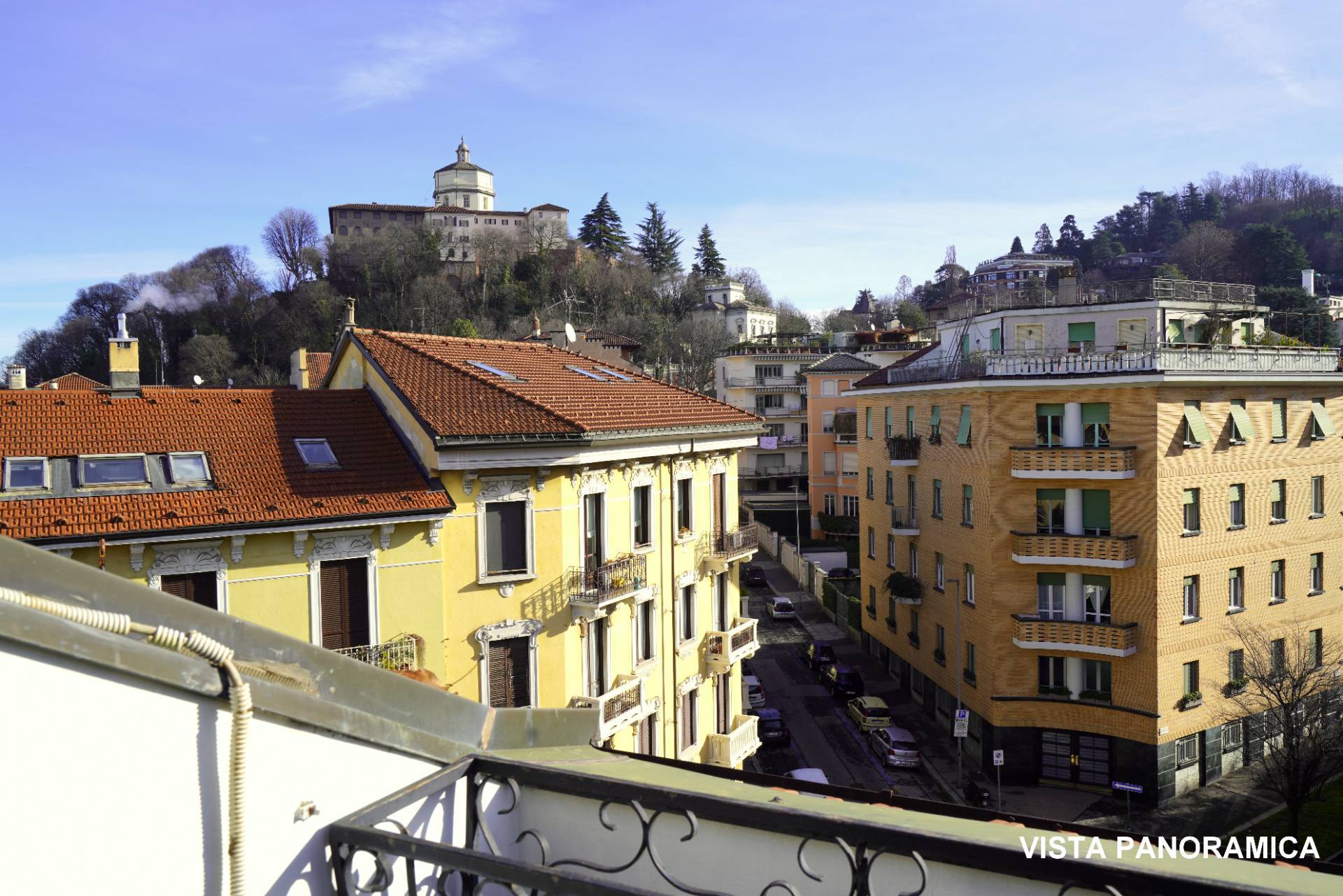 Appartamento in vendita a Torino, 6 locali, zona Località: GranMadre-Crimea, prezzo € 940.000 | PortaleAgenzieImmobiliari.it