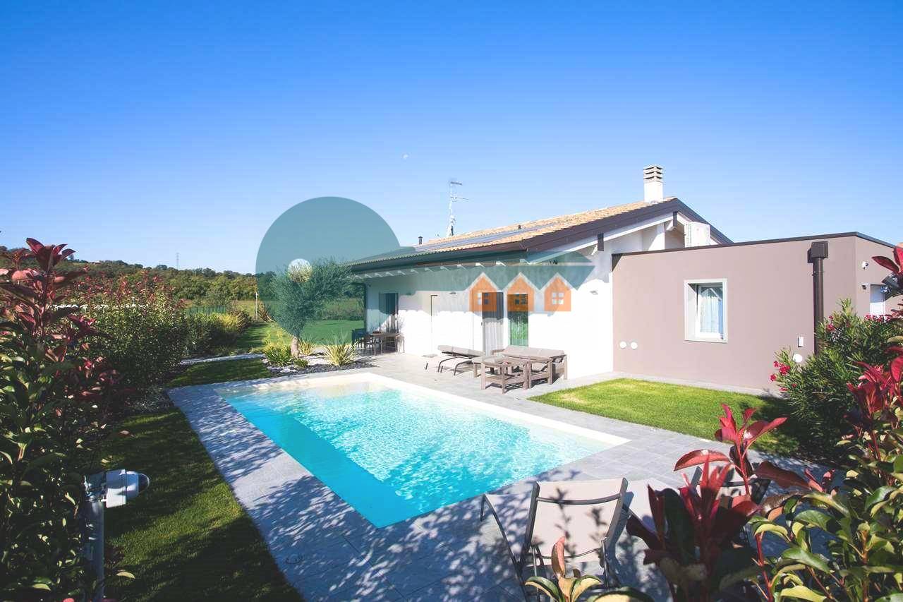 Villa in vendita a Montichiari, 5 locali, zona gli, prezzo € 419.000 | PortaleAgenzieImmobiliari.it