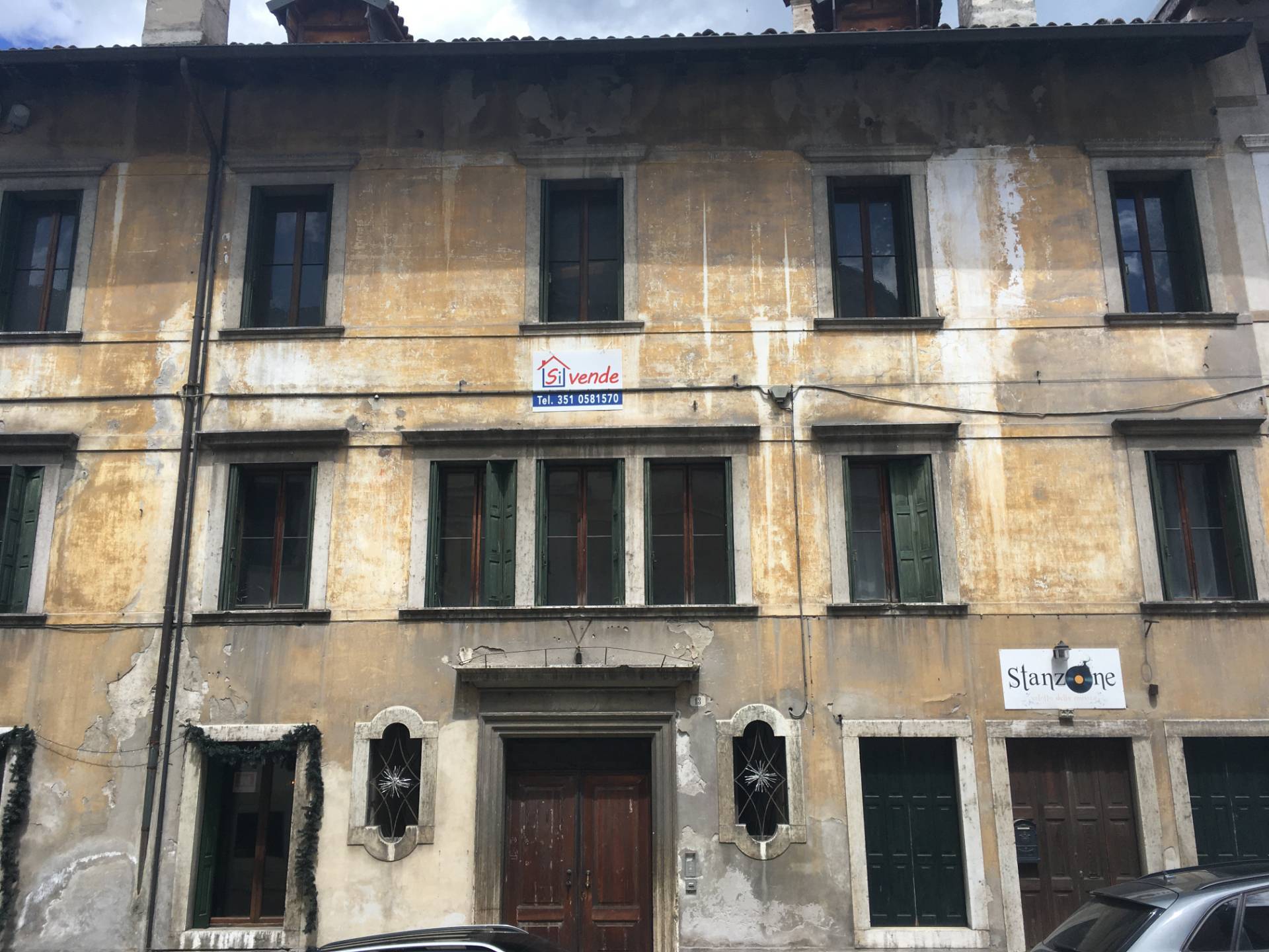 Appartamento in vendita a Feltre, 10 locali, prezzo € 75.000 | PortaleAgenzieImmobiliari.it