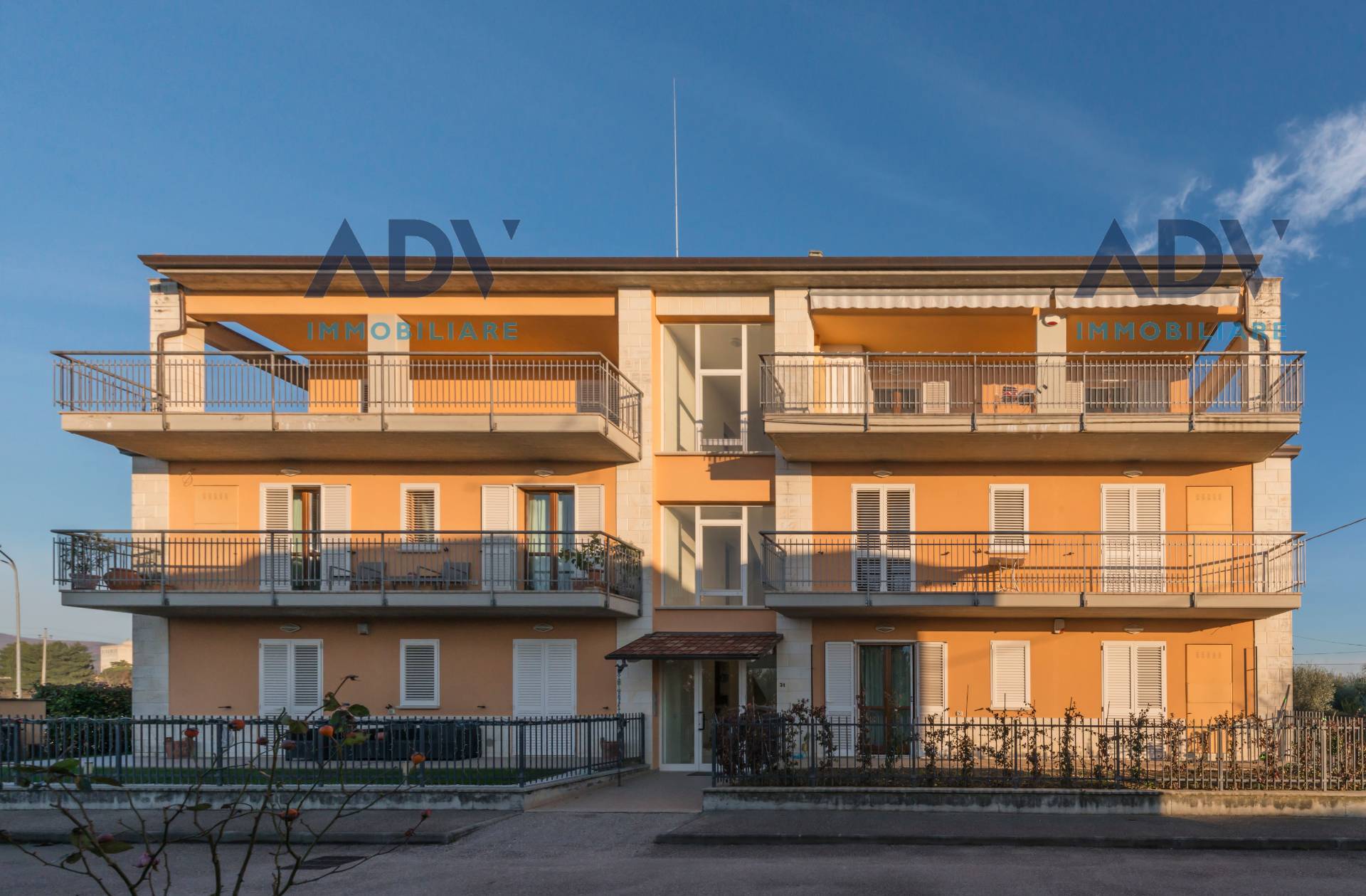 Appartamento in vendita a Bastia Umbra, 5 locali, zona esso, prezzo € 230.000 | PortaleAgenzieImmobiliari.it