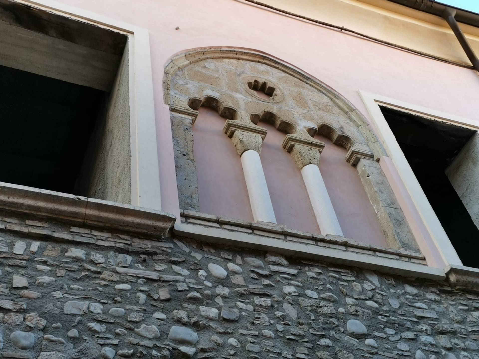 Palazzo / Stabile in vendita a Benevento