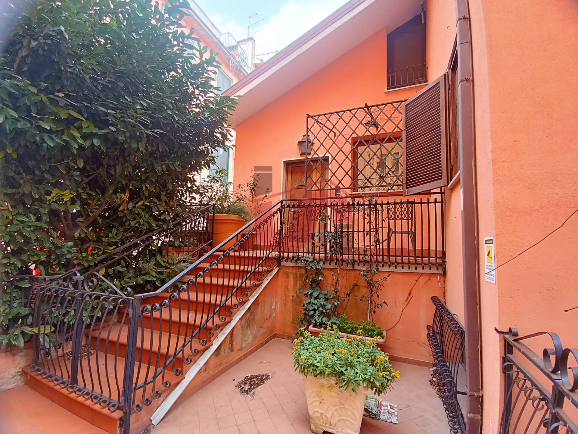Villa in vendita a Benevento, 8 locali, zona ro, prezzo € 298.000 | PortaleAgenzieImmobiliari.it