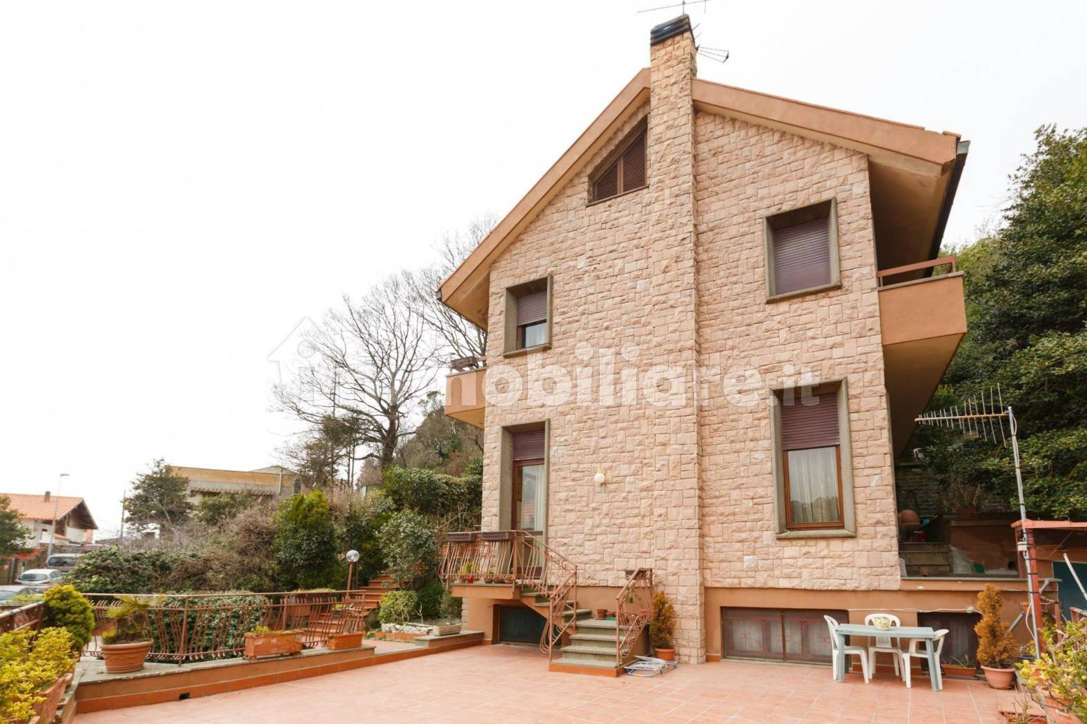 Villa a Schiera in vendita a Allumiere, 5 locali, zona Località: LaBianca, prezzo € 220.000 | CambioCasa.it