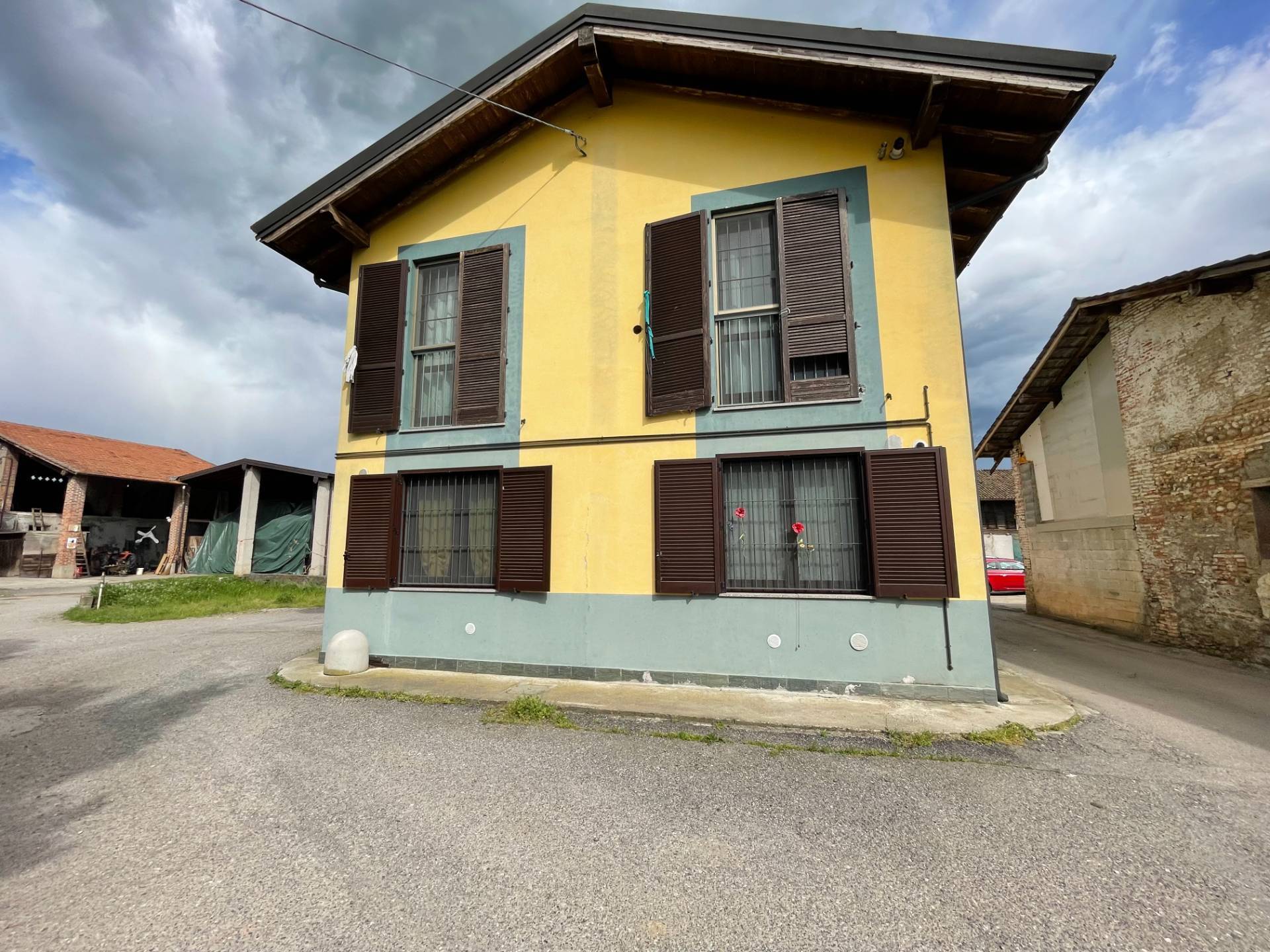 Appartamento in vendita a Cassano d'Adda, 2 locali, prezzo € 95.000 | PortaleAgenzieImmobiliari.it