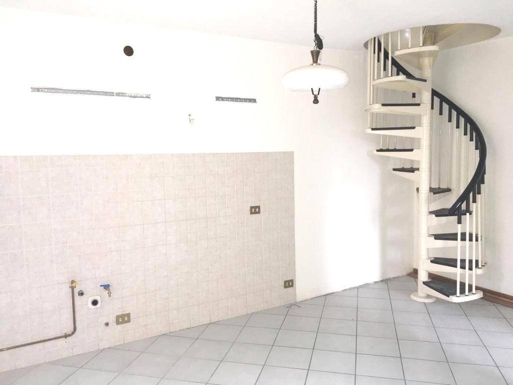 Appartamento in affitto a Suisio, 2 locali, prezzo € 450 | CambioCasa.it