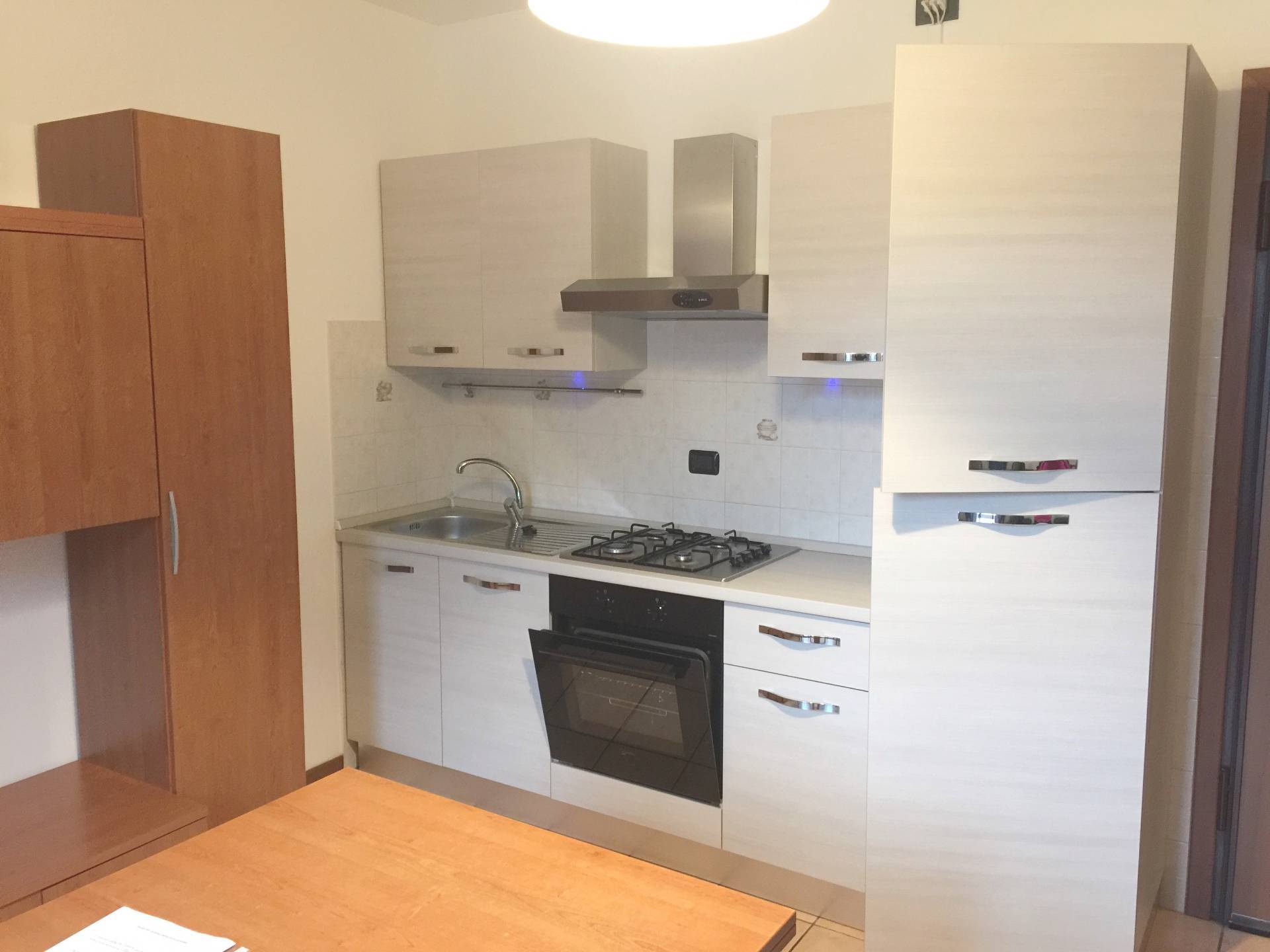 Appartamento in affitto a Olgiate Molgora, 2 locali, prezzo € 450 | CambioCasa.it