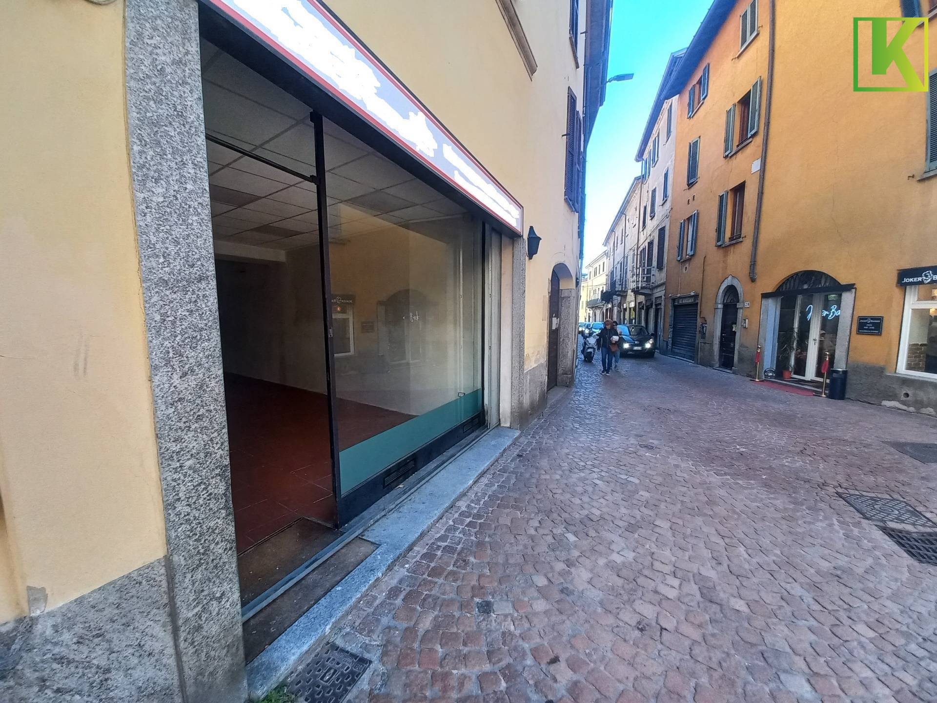 Negozio / Locale in Affitto a Varese