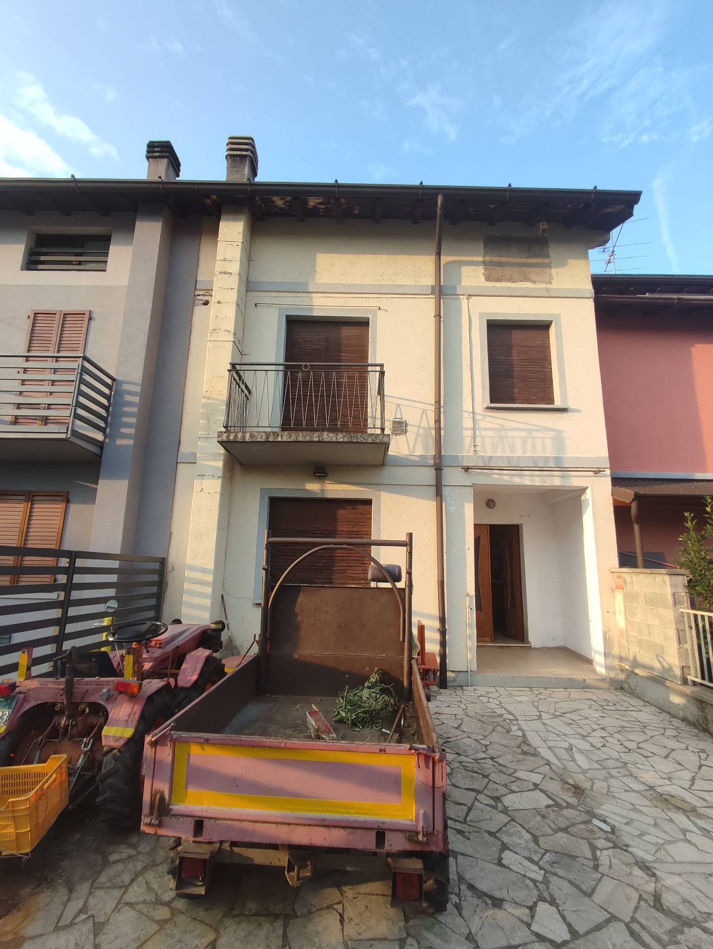 Villa a Schiera in vendita a Provaglio d'Iseo, 3 locali, zona ezze, prezzo € 105.000 | PortaleAgenzieImmobiliari.it