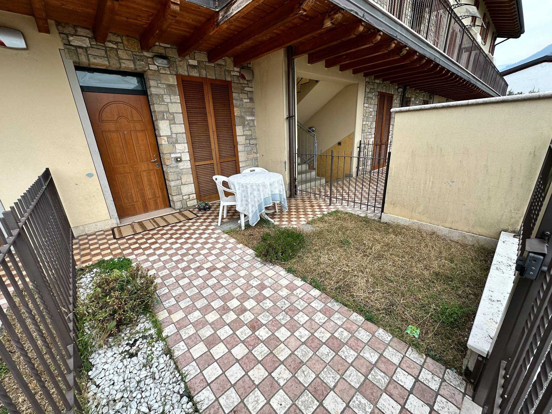 Appartamento in vendita a Adrara San Martino, 2 locali, prezzo € 110.000 | PortaleAgenzieImmobiliari.it