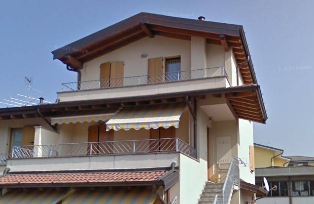 Appartamento in vendita a Villongo, 4 locali, prezzo € 290.000 | PortaleAgenzieImmobiliari.it