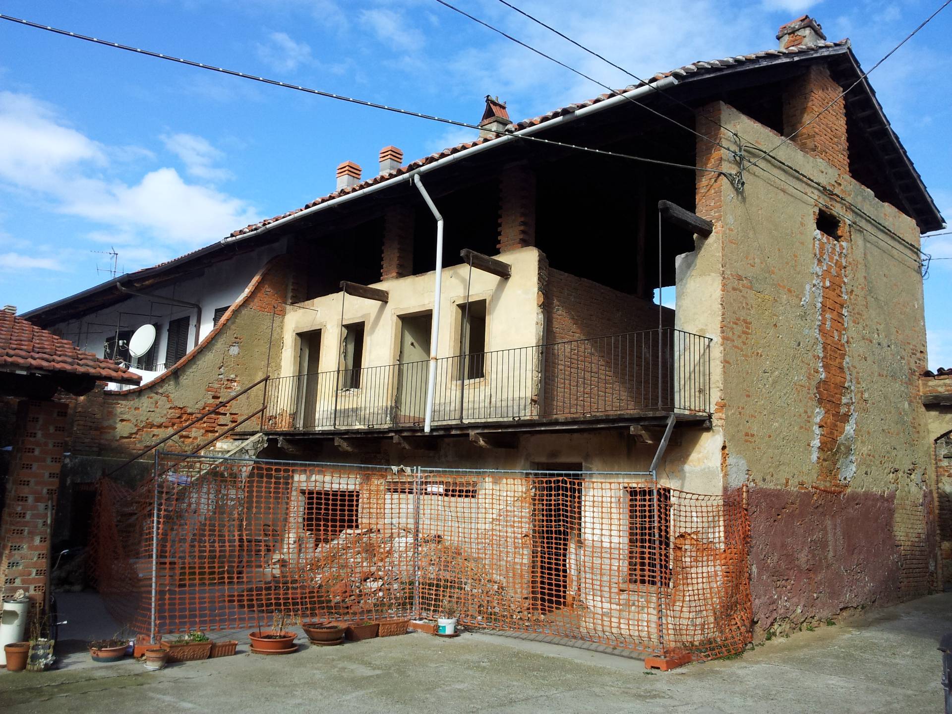 Rustico / Casale in vendita a Caluso, 5 locali, prezzo € 23.000 | PortaleAgenzieImmobiliari.it