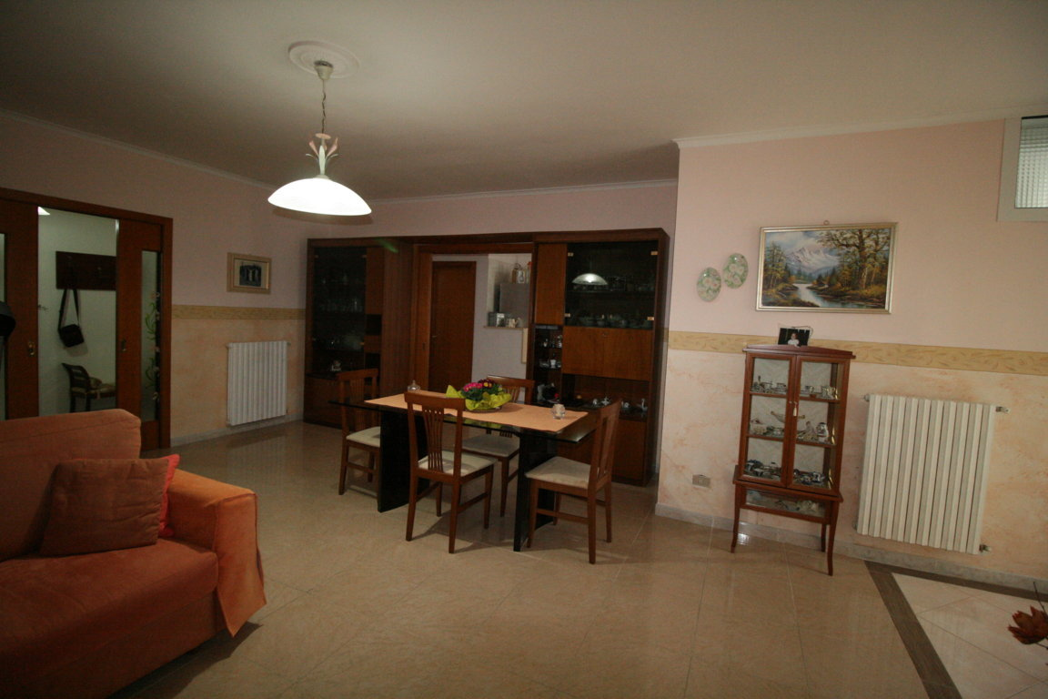 Appartamento in vendita a Acquaviva Picena, 5 locali, zona Località: S.Angelozonaindustriale, prezzo € 150.000 | PortaleAgenzieImmobiliari.it