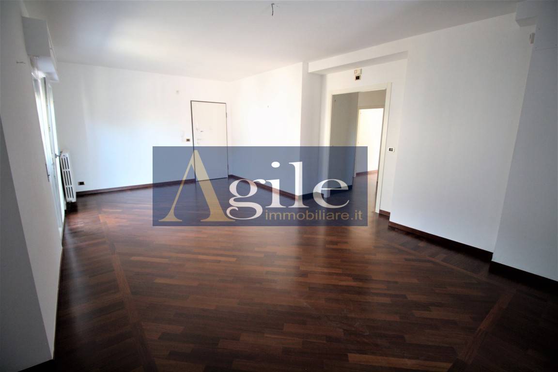Appartamento in vendita a Castel di Lama, 5 locali, zona toni, prezzo € 215.000 | PortaleAgenzieImmobiliari.it