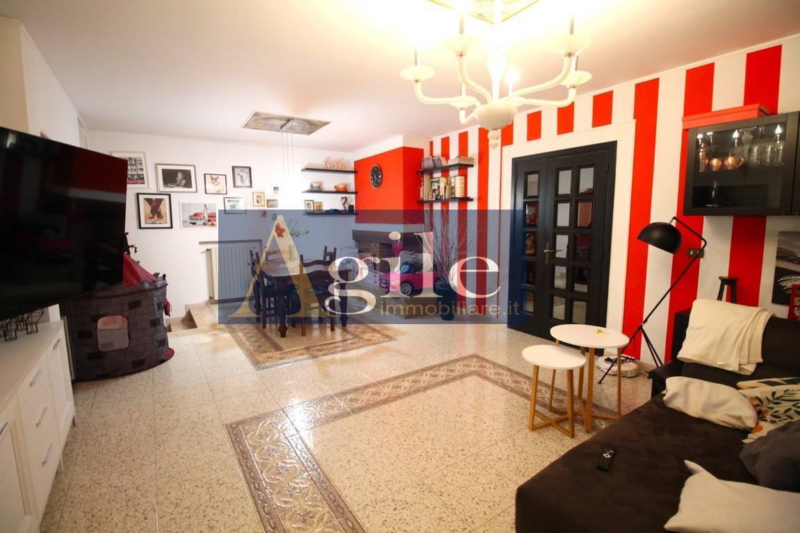 Appartamento in vendita a Castel di Lama, 5 locali, zona toni, prezzo € 120.000 | PortaleAgenzieImmobiliari.it