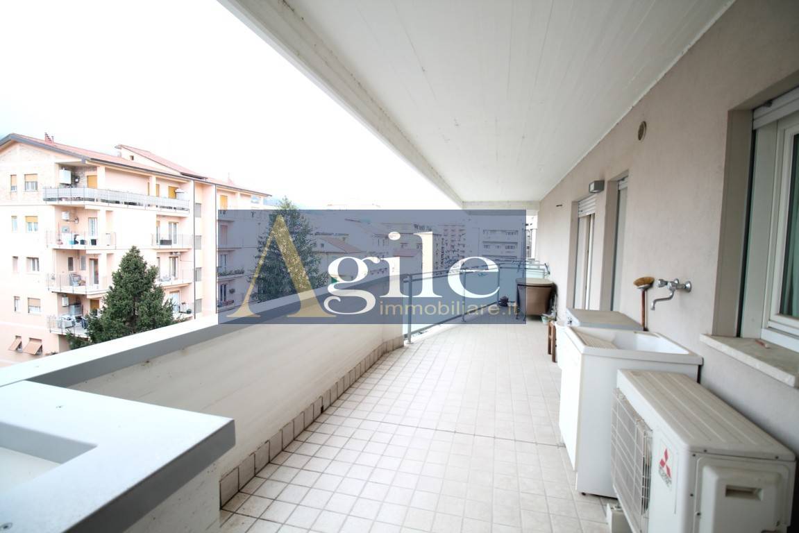Appartamento in vendita a Ascoli Piceno, 3 locali, zona Località: PiazzaImmacolata, prezzo € 280.000 | PortaleAgenzieImmobiliari.it