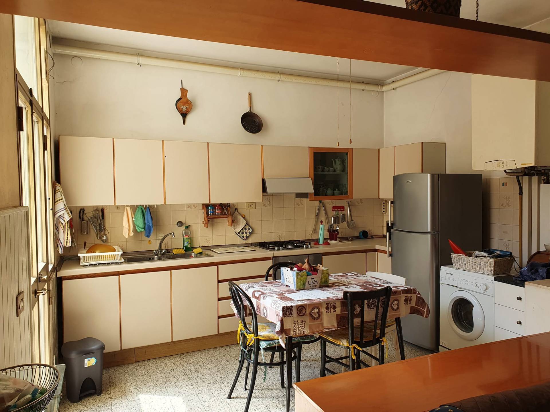 Appartamento in vendita a Montecatini-Terme, 7 locali, prezzo € 129.000 | PortaleAgenzieImmobiliari.it