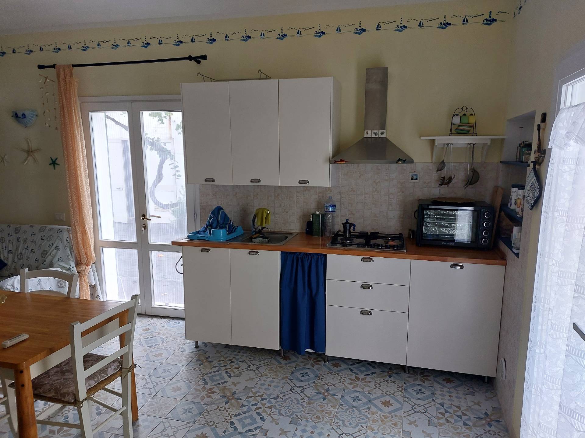 Appartamento in affitto a Livorno, 2 locali, zona Località: Montebello, prezzo € 700 | PortaleAgenzieImmobiliari.it