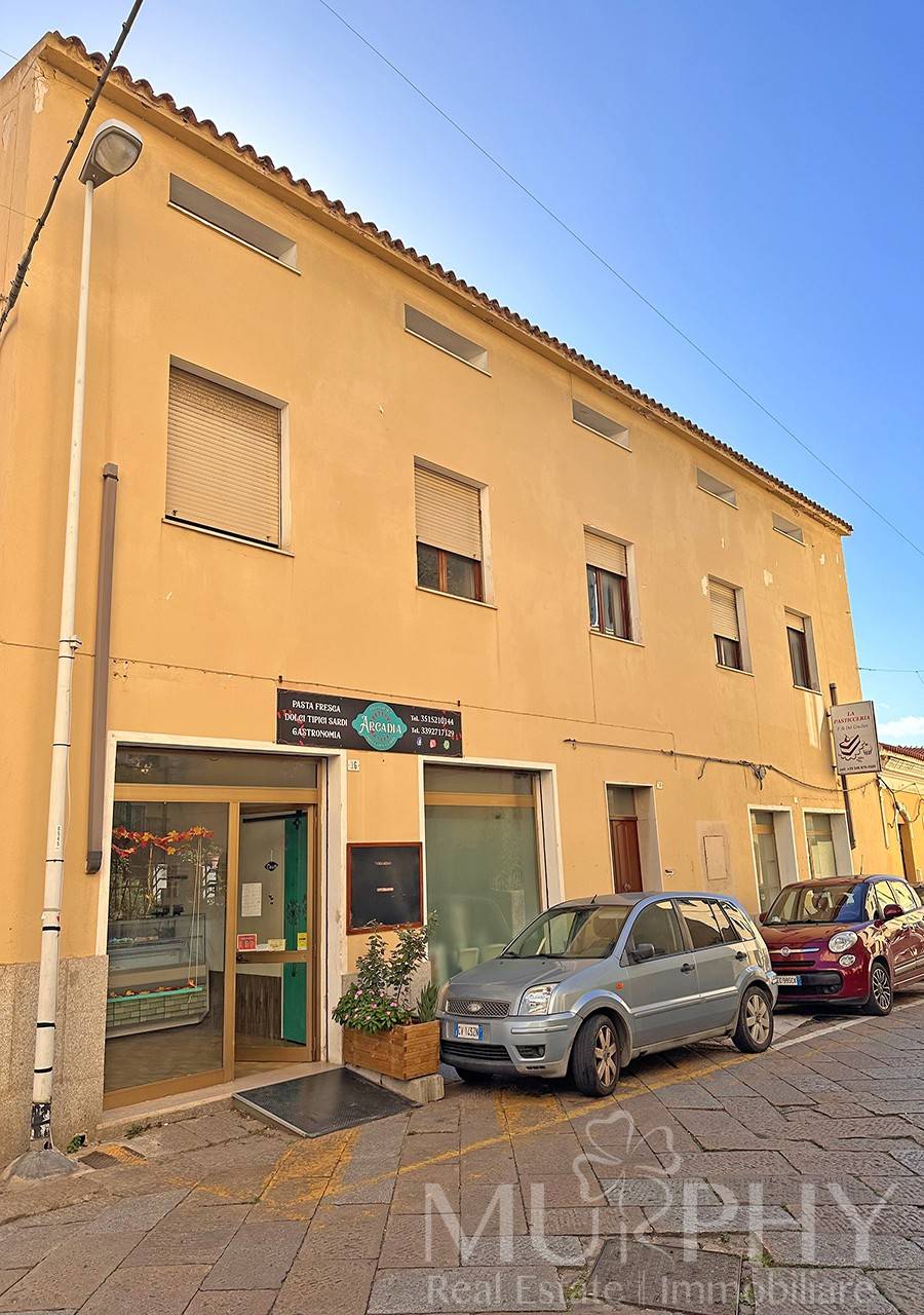 Appartamento in vendita a La Maddalena, 4 locali, zona Località: CentroStorico, prezzo € 159.000 | PortaleAgenzieImmobiliari.it