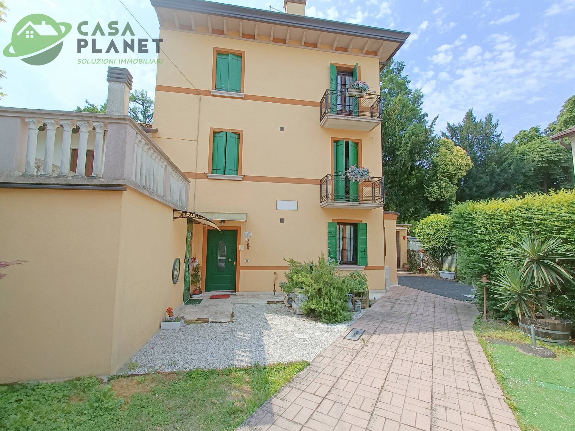 Villa Bifamiliare in vendita a Mogliano Veneto, 6 locali, zona Località: Centro, prezzo € 249.000 | PortaleAgenzieImmobiliari.it