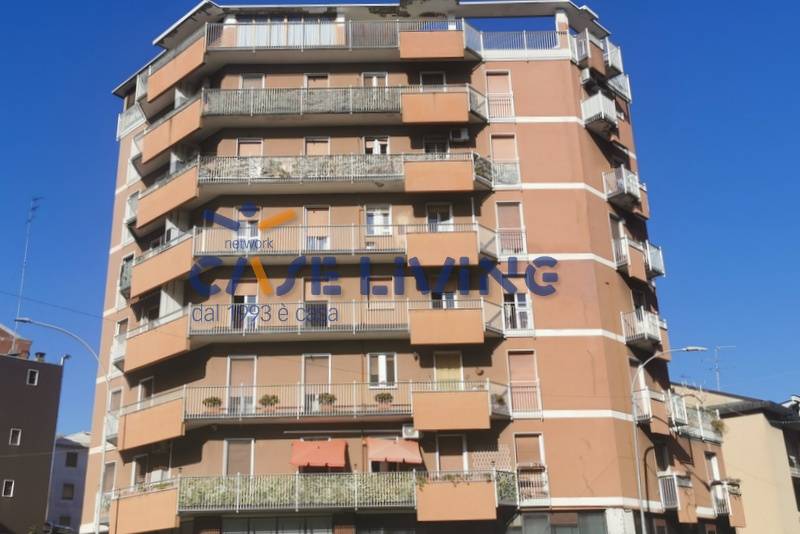 Appartamento in vendita a Cesano Boscone, 3 locali, prezzo € 230.000 | CambioCasa.it