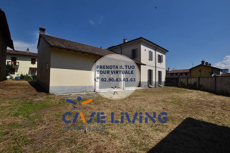 Villa in vendita a Vernate, 4 locali, zona ucco, prezzo € 340.000 | PortaleAgenzieImmobiliari.it