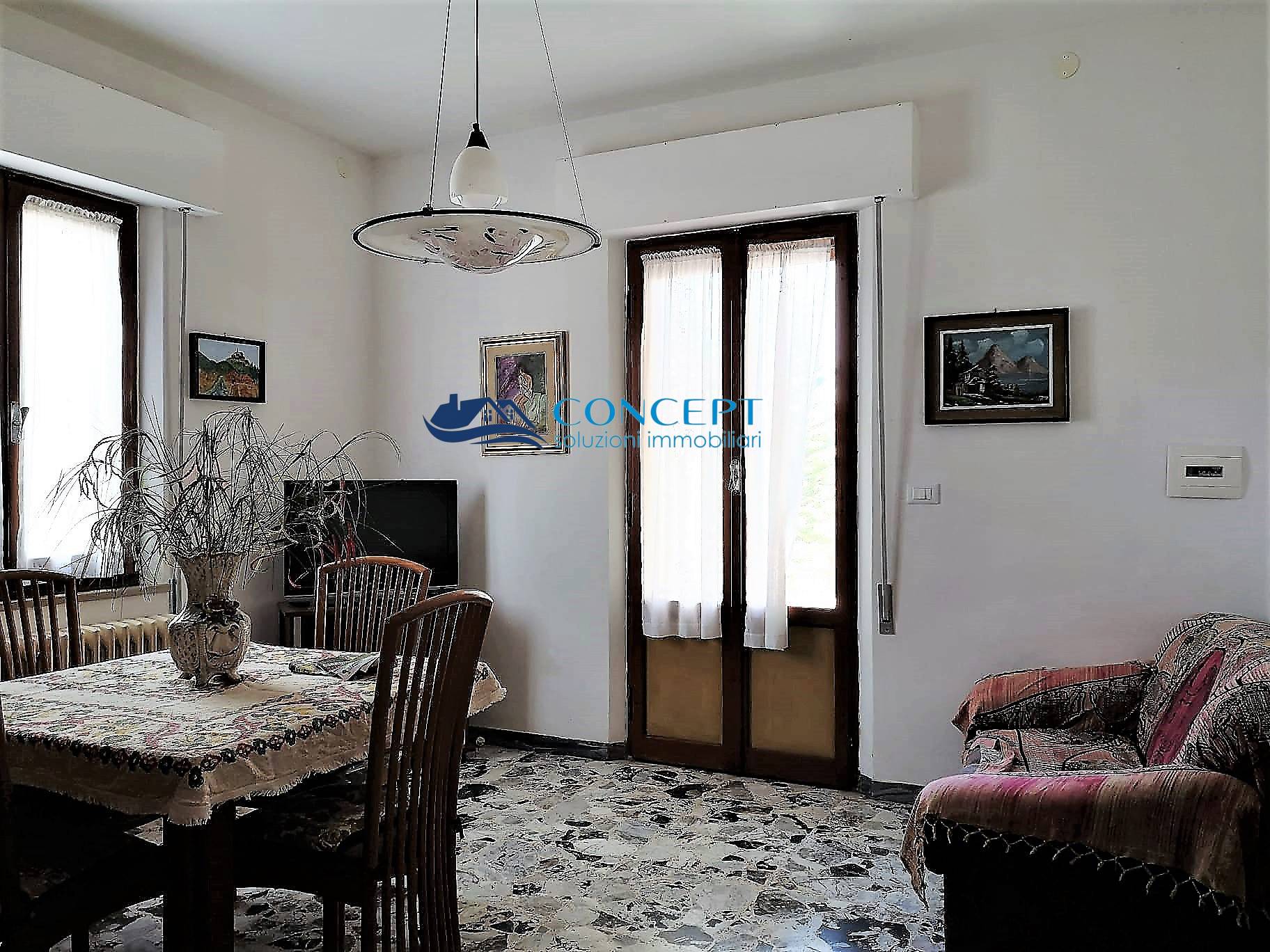 Appartamento in vendita a Martinsicuro, 5 locali, prezzo € 140.000 | PortaleAgenzieImmobiliari.it