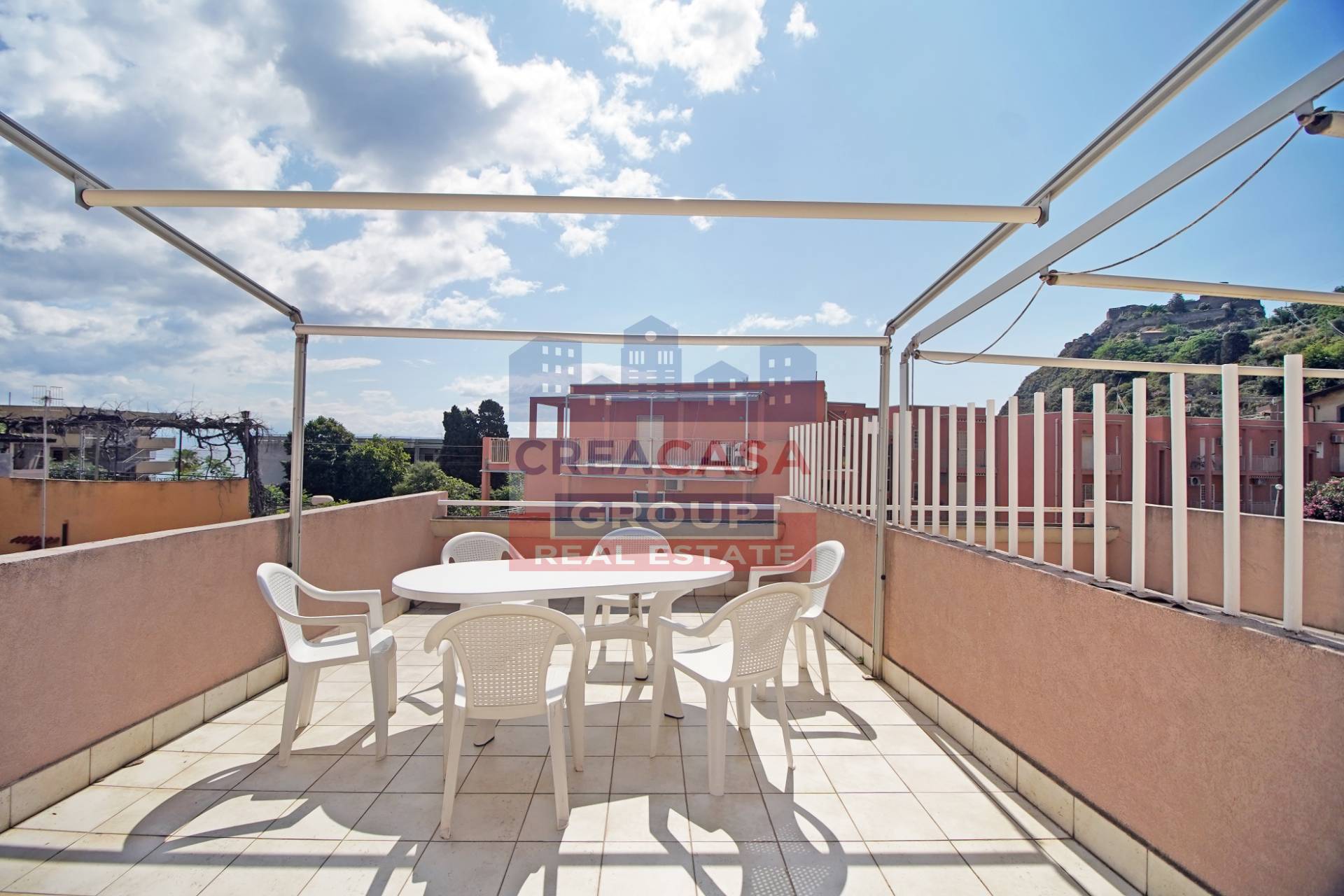 Appartamento in vendita a Sant'Alessio Siculo, 4 locali, prezzo € 149.000 | PortaleAgenzieImmobiliari.it