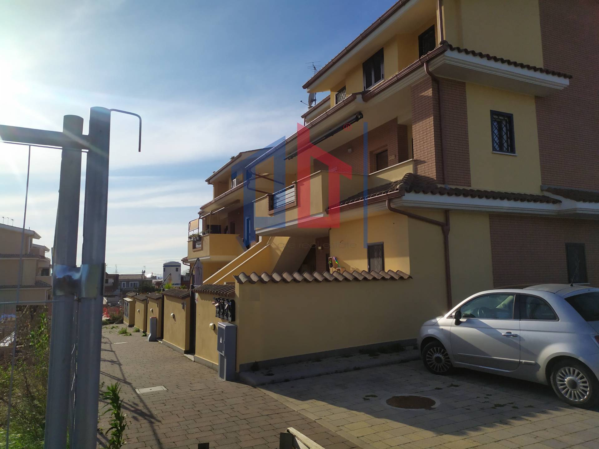 Appartamento in vendita a Pomezia, 3 locali, zona Località: TorvaianicaAlta, prezzo € 169.000 | PortaleAgenzieImmobiliari.it
