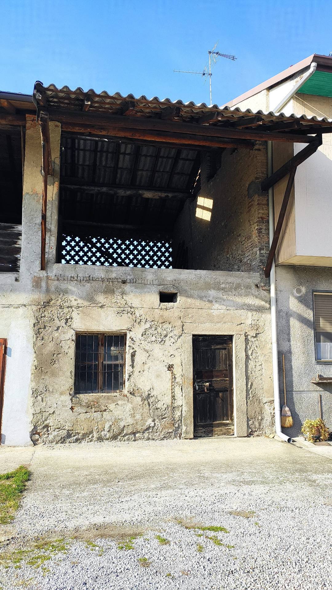 Rustico / Casale in vendita a Vaprio d'Adda, 3 locali, prezzo € 24.000 | PortaleAgenzieImmobiliari.it