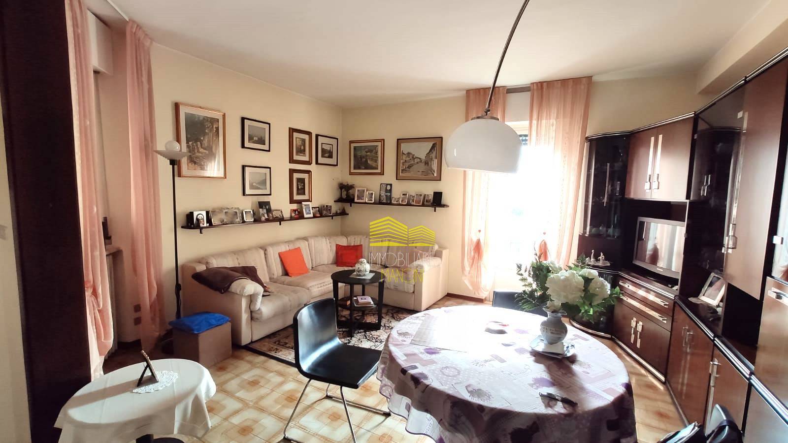 Appartamento in vendita a Vaprio d'Adda, 3 locali, prezzo € 89.000 | PortaleAgenzieImmobiliari.it